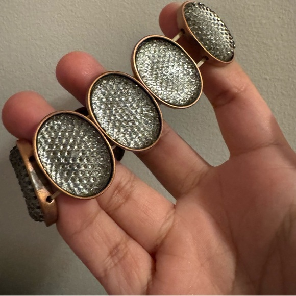 ⚜️3 for $30⚜️ Rose Gold Tone Stretch Bracelet (Vintage, Retro, Acrylic) - Picture 4 of 13